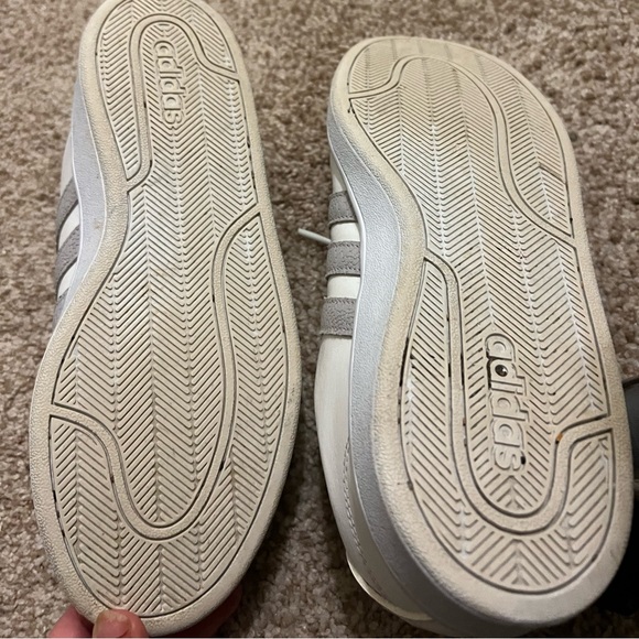 Adidas’s Cloudform White Sneakers 8.5 - Picture 3 of 6